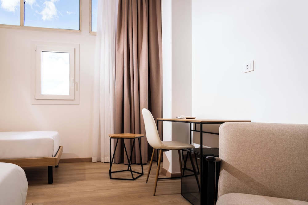 Skyline Boutique Hotel 25/50