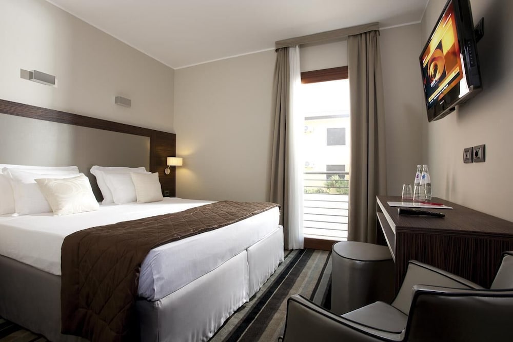 Room at Best Western Titian Inn Hotel Venice Airport, VENICE MESTRE