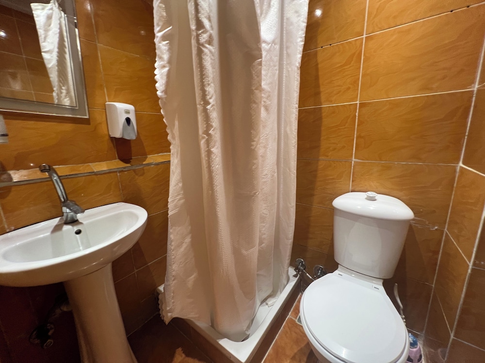 Traveler Apos S House Hotel 47/50