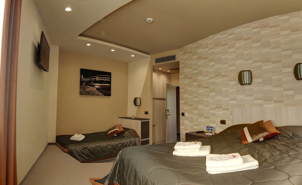 Vigor Hotel 24/50
