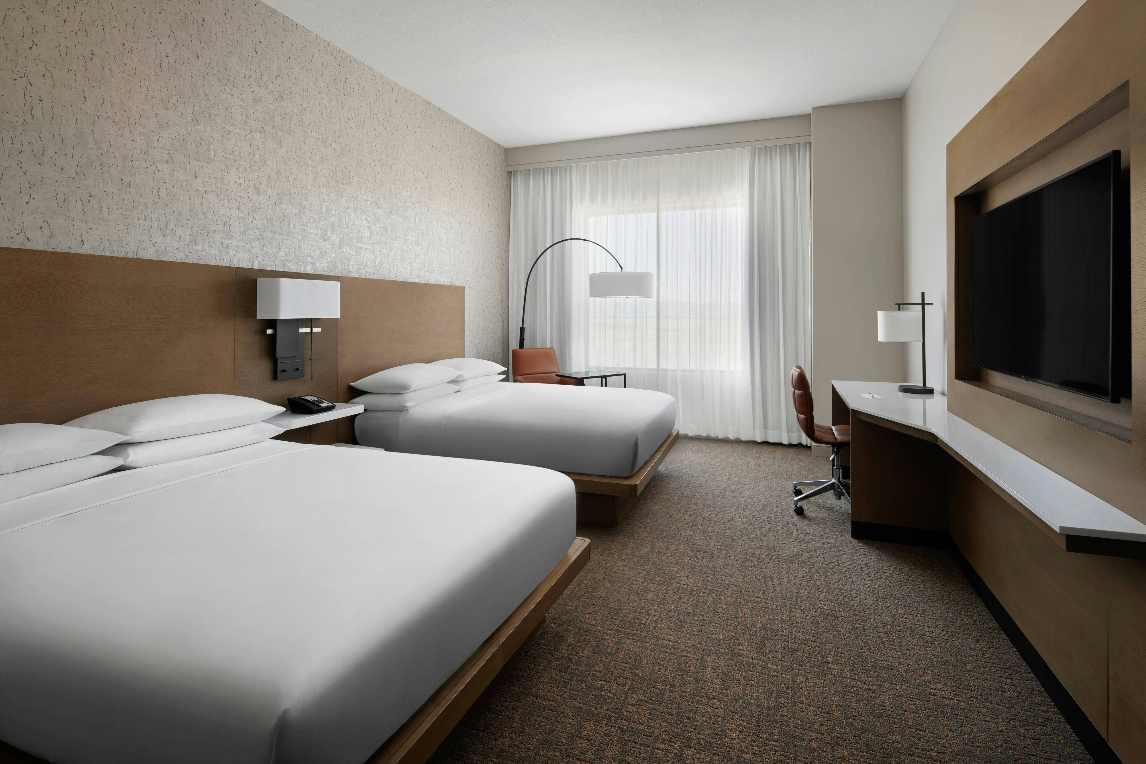 room, 2 queen beds