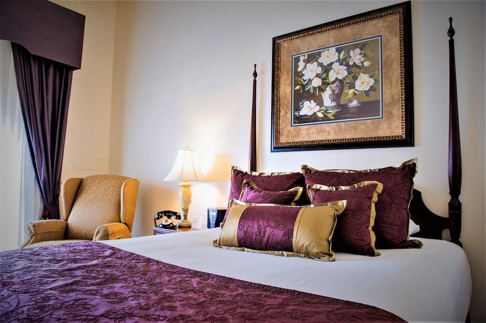 Hotel At Old Town 15/56