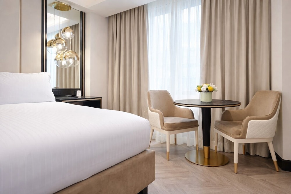Style Hotel 18/48
