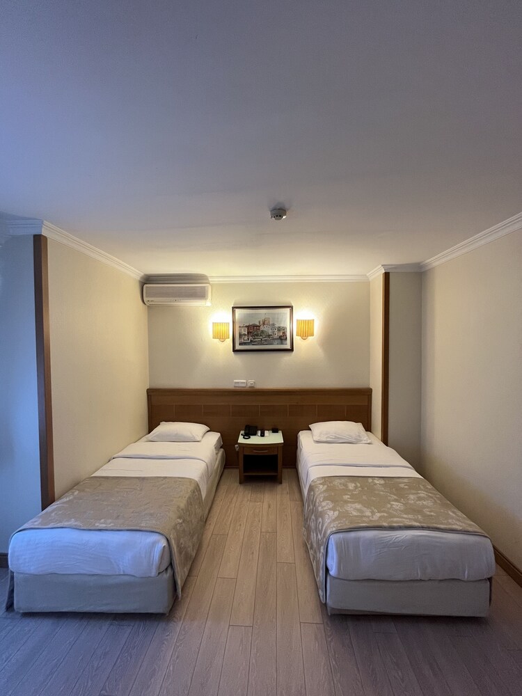 Yavuz Otel 18/49