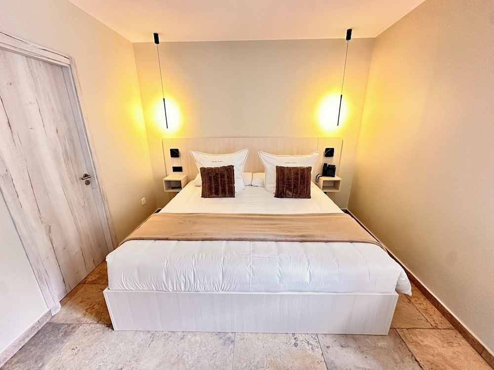 Boutique Hotel Comtal Empuries 8/50