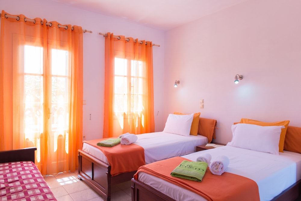 Edem Hotel Apartments 32/72