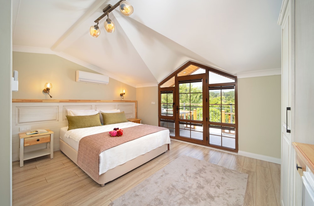 غرفة قياسية بسرير مزدوج، Orange Garden Hotel Akyaka 2/8
