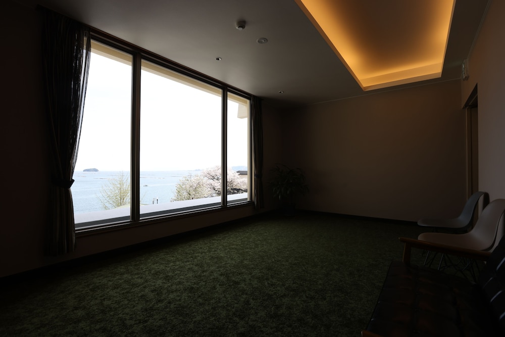 Miyahama Grand Hotel 11/24