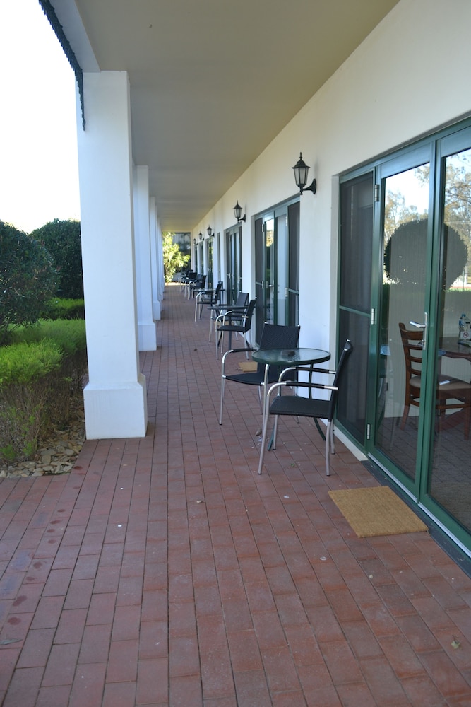 Yarrawonga Mulwala Golf Club Resort 51/86
