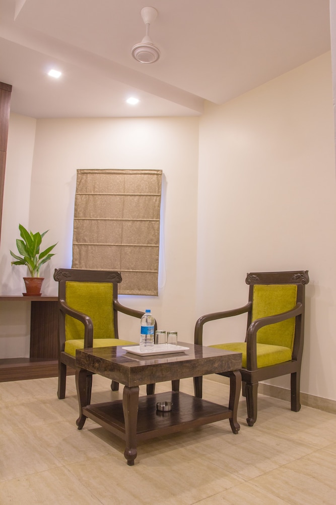 HOTEL PAWAN PLAZA 35/39