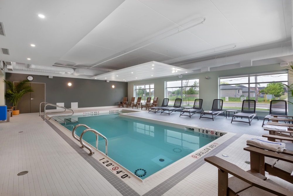 Best Western Plus Kawartha Lakes Hotel & Suites 24/52