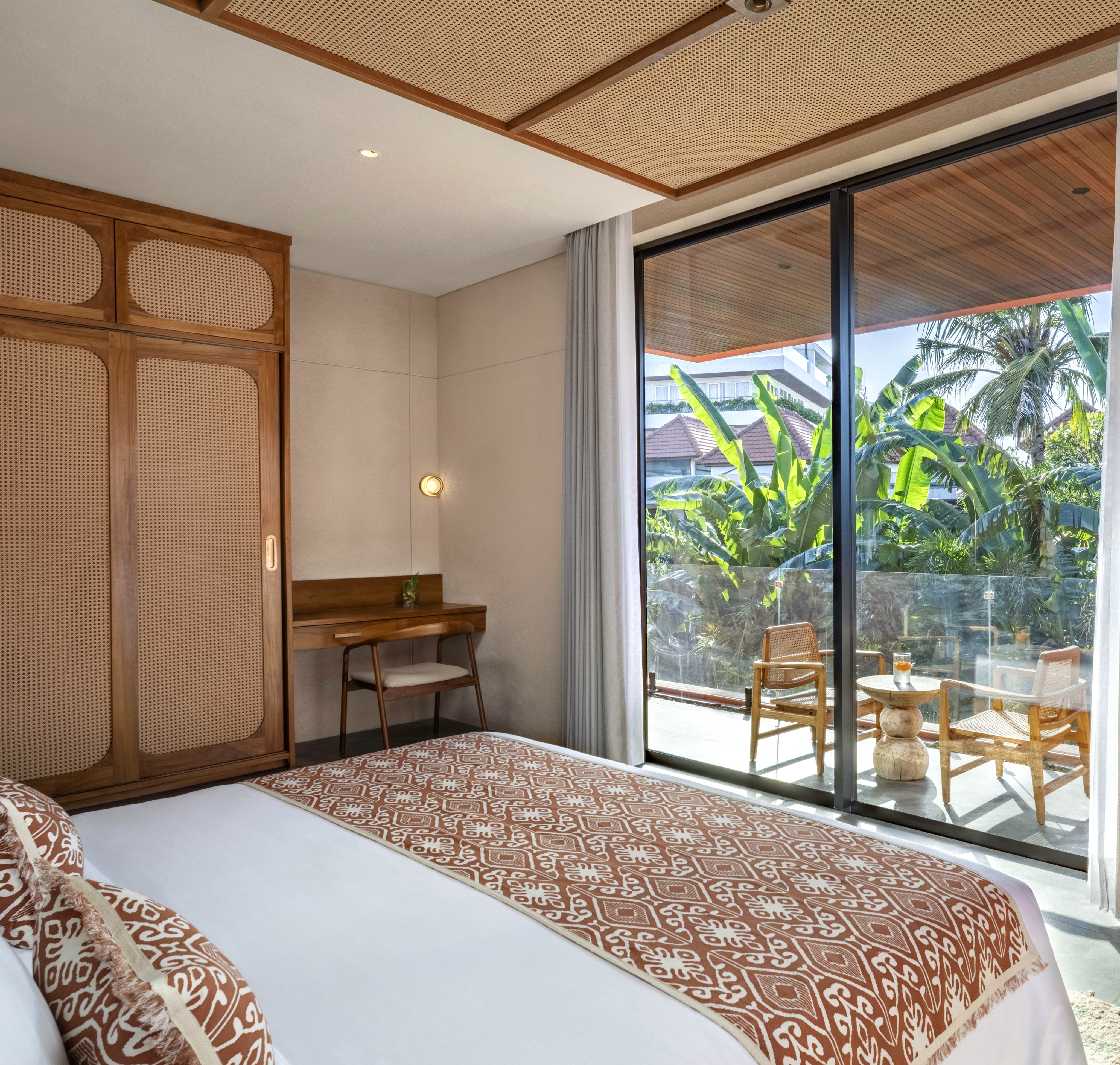2 Bedrooms, Suite, Villa