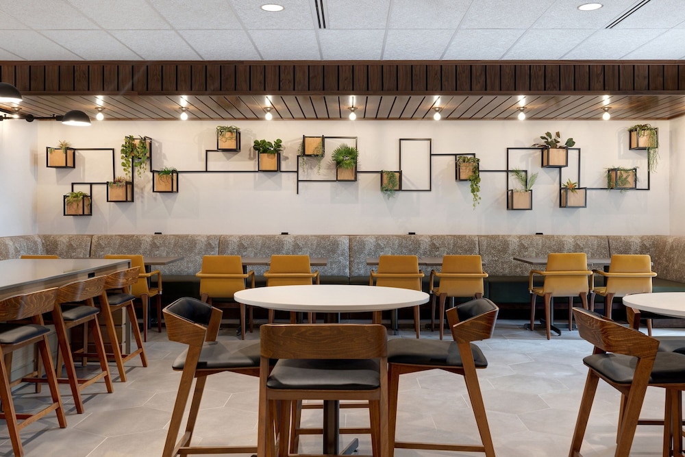 Fairfield Inn & Suites Minneapolis Downtown 19/28