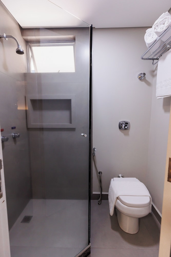 TONELLO BUSINESS HOTEL 45/47