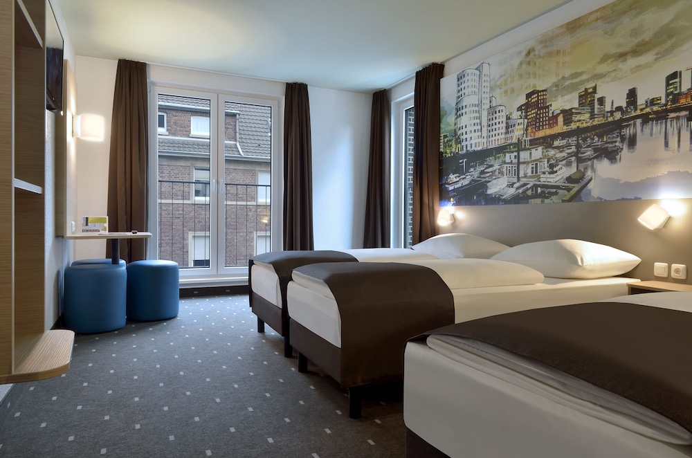 B&B Hotel Dusseldorf-City-Sued 36/49