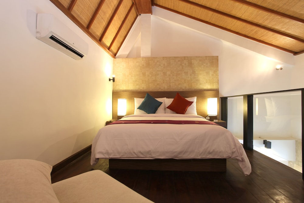 Cross Vibe Paasha Atelier Bali Kuta 19/50