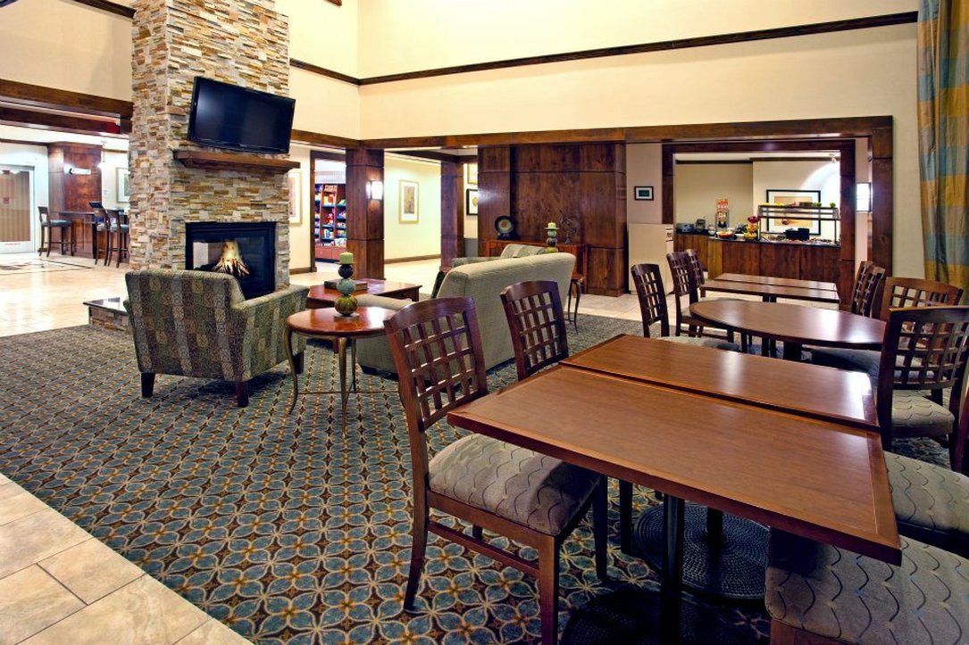 Staybridge Suites Albuquerque Airport 26/59