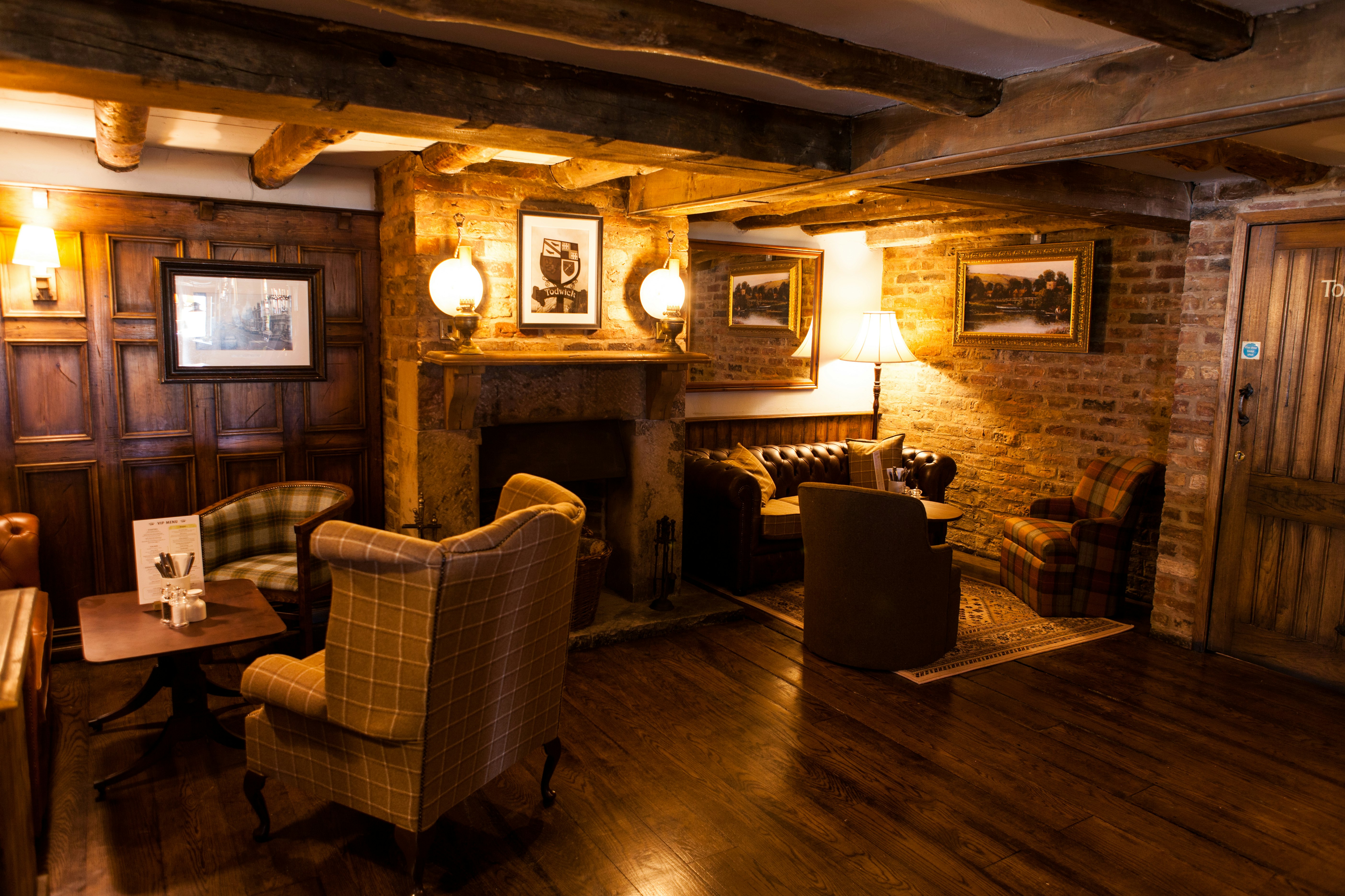 The Red Lion 28/46
