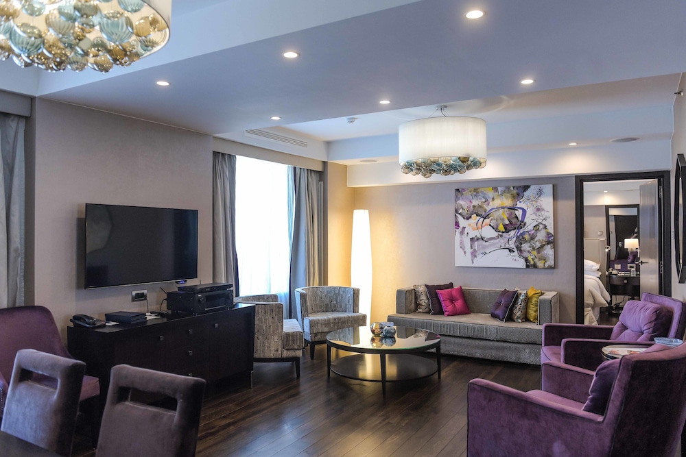 Sheraton Bucharest Hotel 35/48