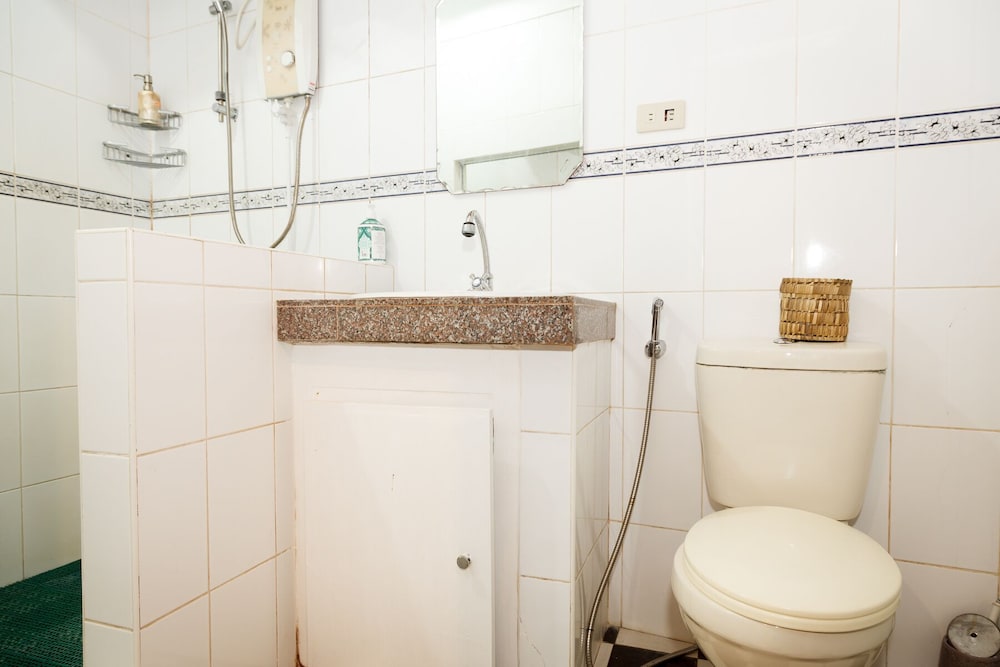 Lala Panzi Bed And Breakfast 64/64