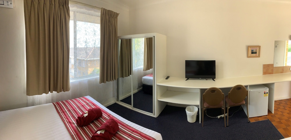 PANORAMA MOTOR INN 31/38