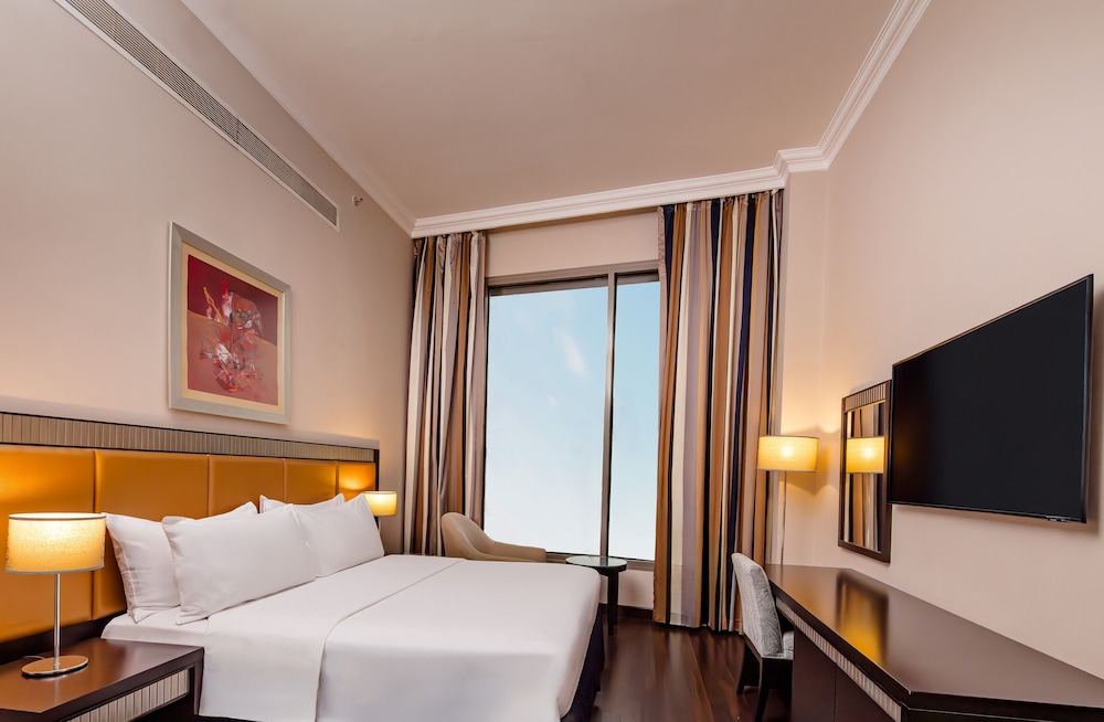 Diplomat, Suite, King Bed