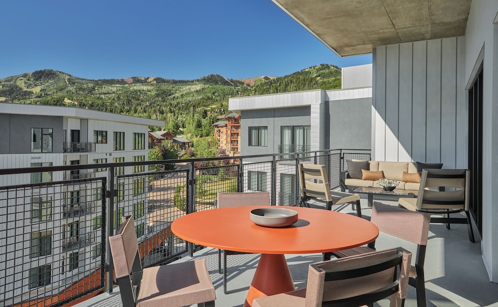 Pendry Park City 36/49