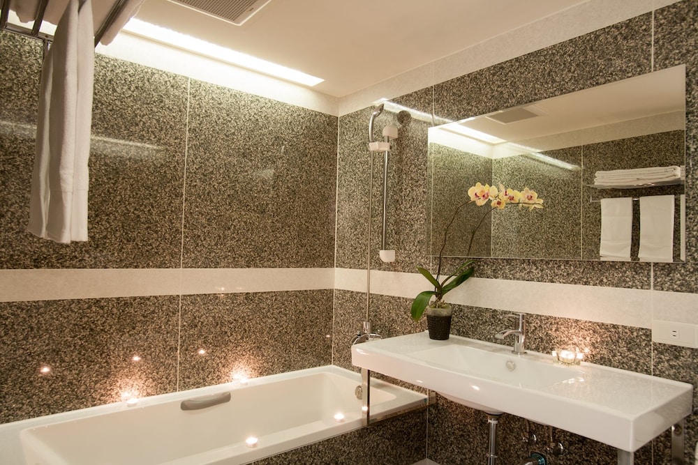 Guide Hotel Taoyuan Fuxing 51/76