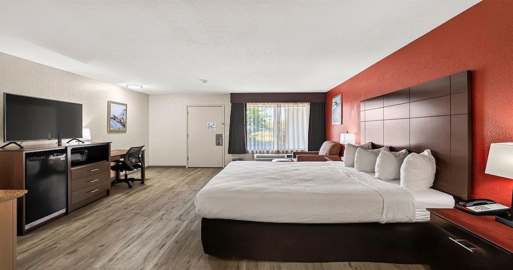 غرفة ديلوكس بسرير كينج، Best Western Roseville Inn 6/10