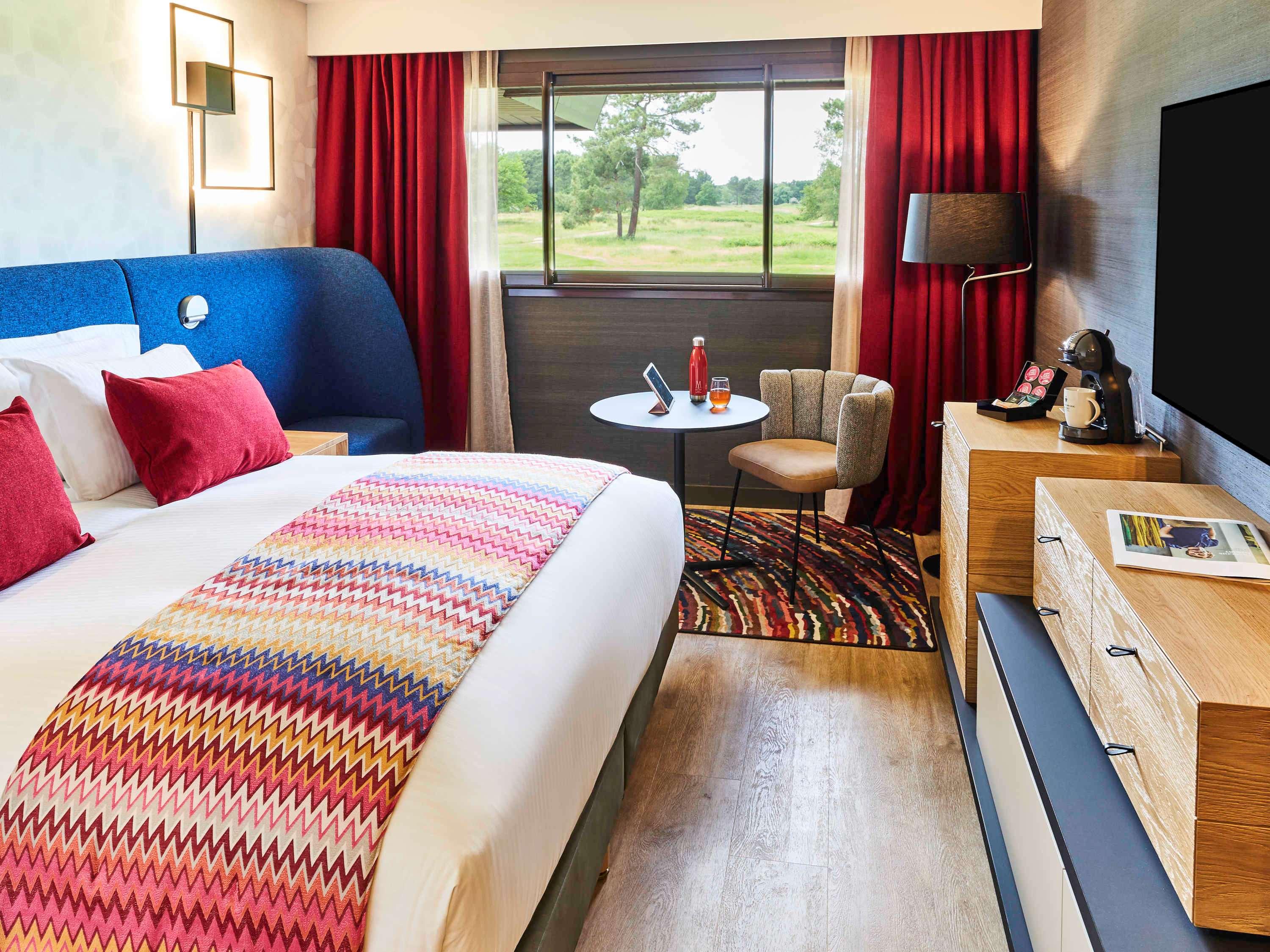 SUPERIOR, KING BED, GOLF COURSE VIEW