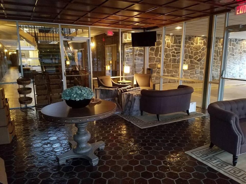 The Stables Inn and Suites 30/57