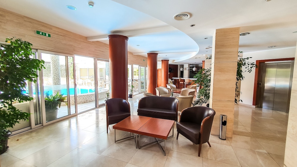 Hotel Del Mar 50/50