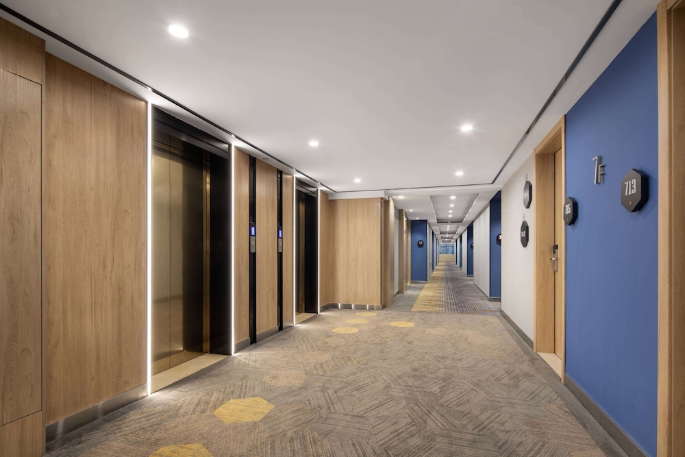 Microtel by Wyndham Kunming Guandu 26/27