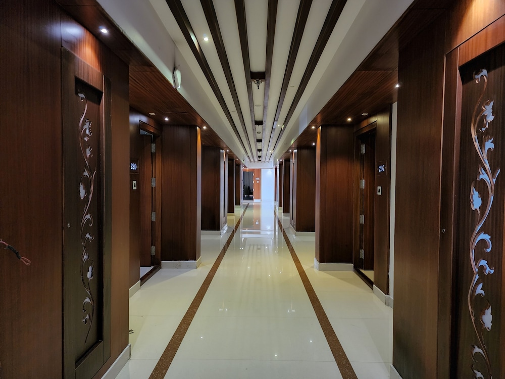 Hotel Preethi International 10/50