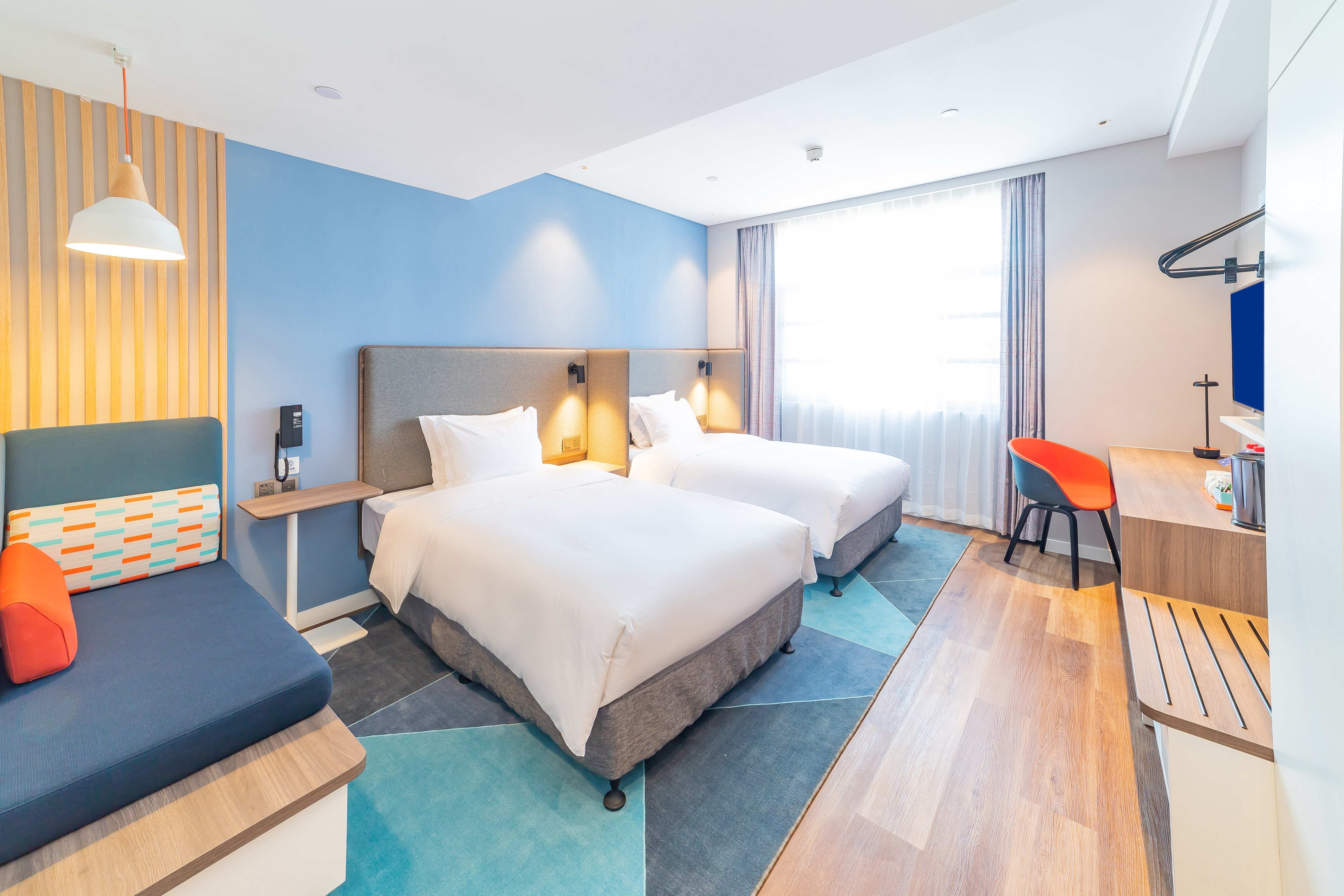 Holiday Inn Express Jingdezhen Taoxichuan 13/45