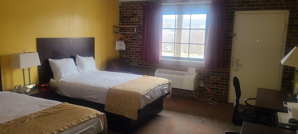 Travelodge By Wyndham Airport Platte City 13/34