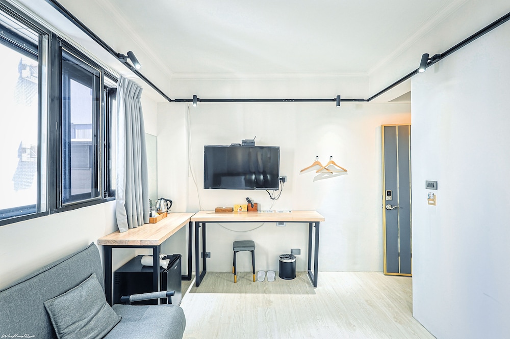 Lienfook Hostelry 43/54
