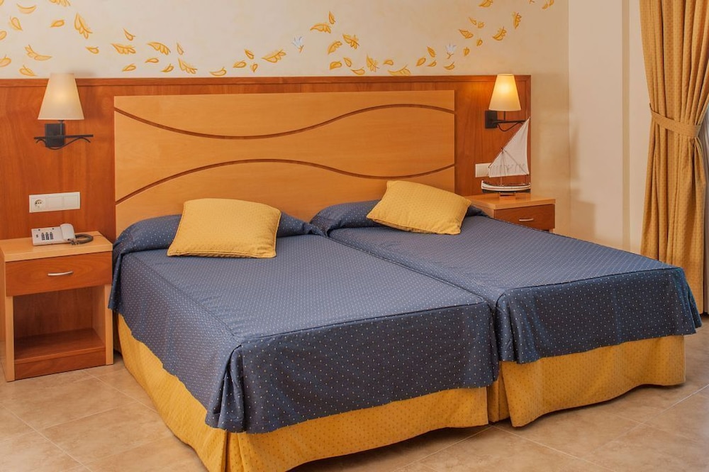 Hotel Garbi 9/51