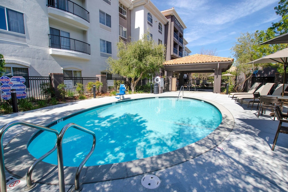 Courtyard Ventura Simi Valley in SIMI VALLEY - CA