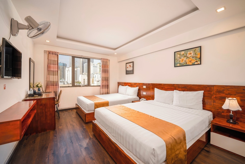 Grand Sunrise Hotel 14/100