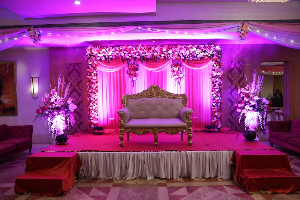 Hotel Western Court Panchkula 38/50