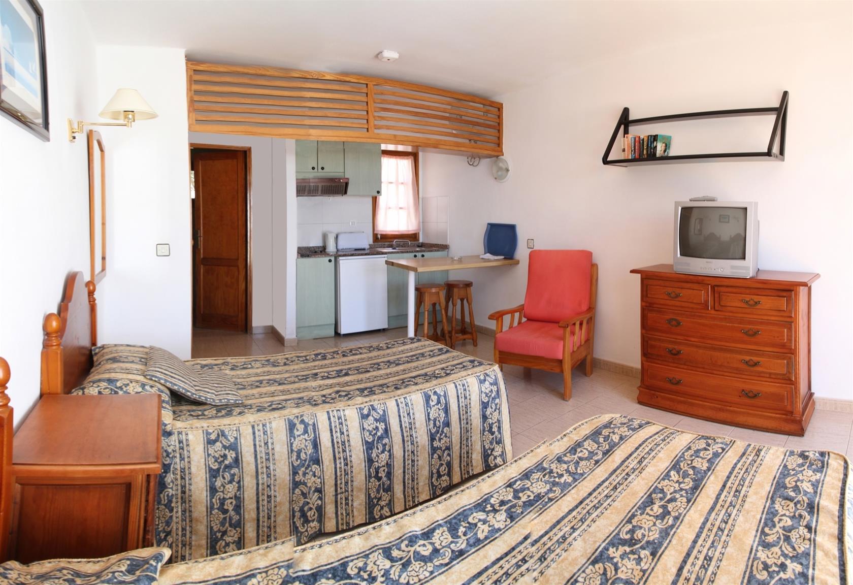 Las Lilas Apartments 14/34