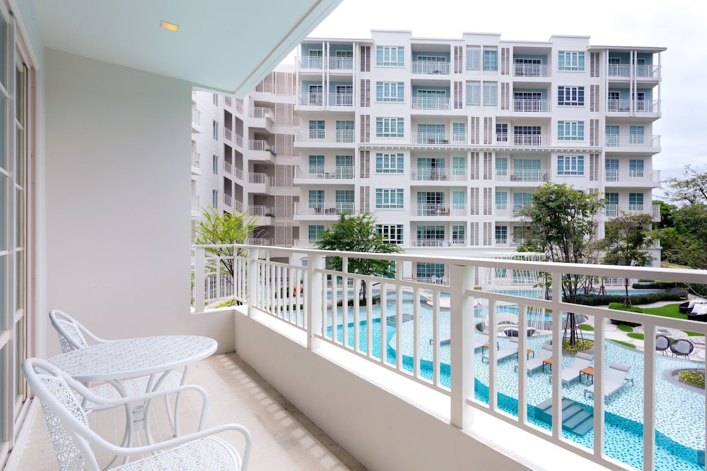 Summer Hua Hin Condominium photo3