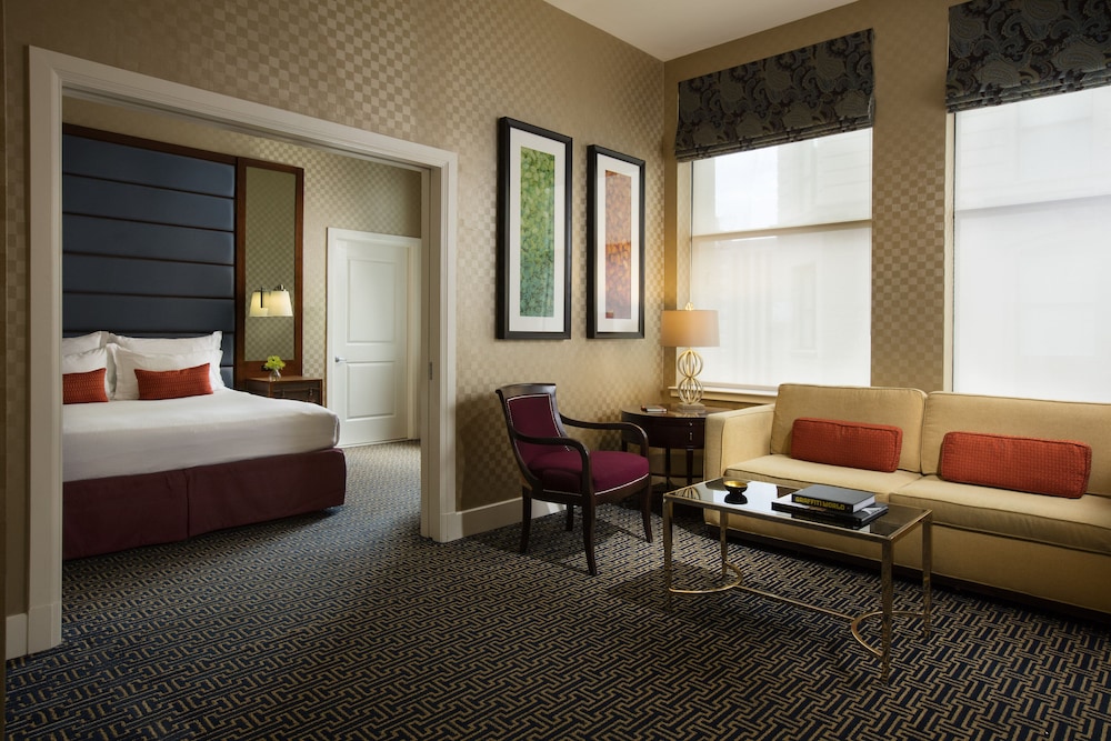 Kimpton Hotel Monaco Baltimore Inner Harbor 13/82