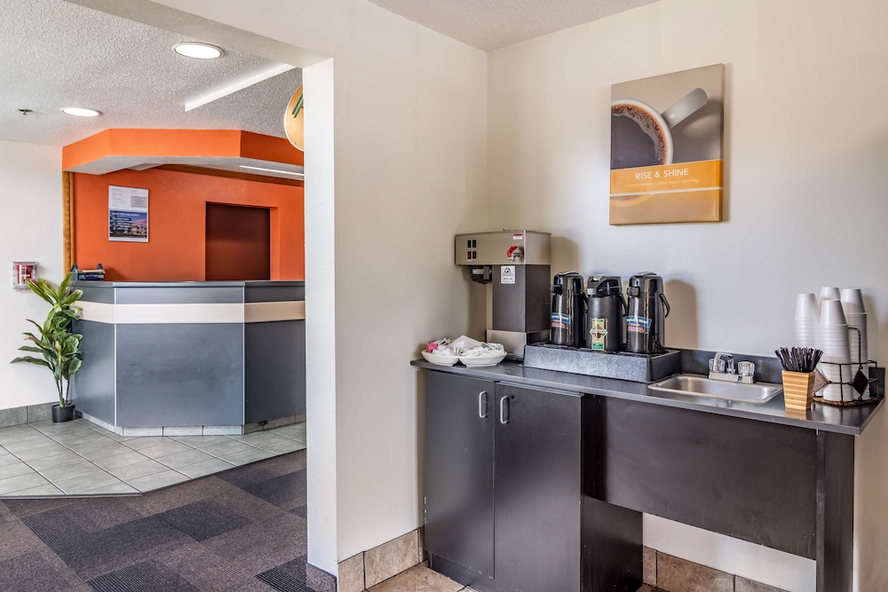 Motel6 Chattanooga, TN - Downtown 9/40