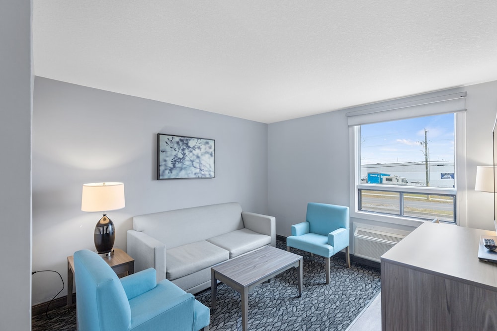 Emerald Hotel and Suites Calgary Airport 26/33