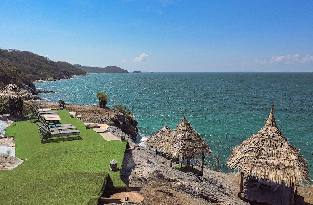 Paree Hut Resort Koh Sichang 38/43