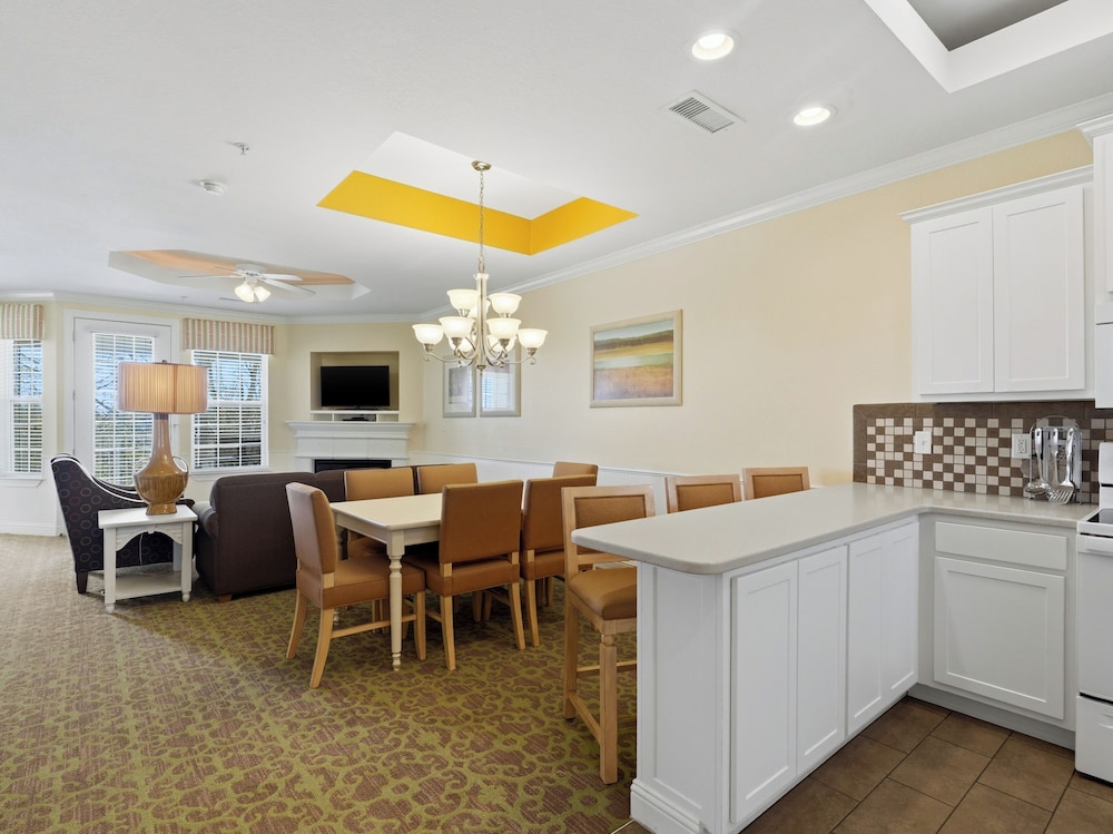 Holiday Inn Club Vacations Apple Mountain Resort 56/69