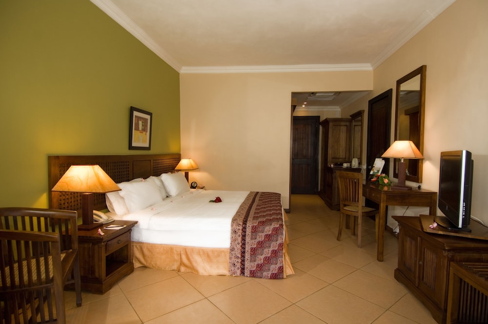 Aanari Hotel and Spa 23/82