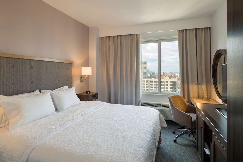Hampton Inn Manhattan Times Square South 16/37